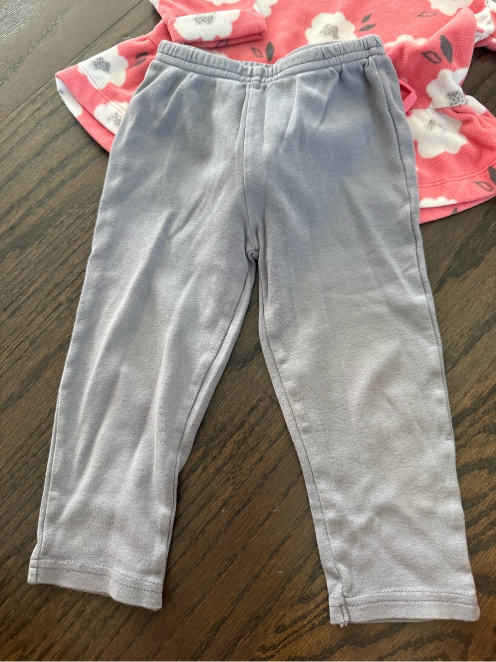 18 Month Carter’s Outfit - Picture 6 of 9